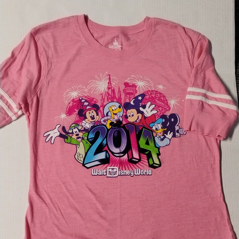 2014 Disney Parks XL T-shirt